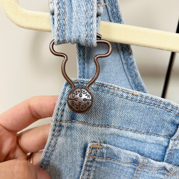 Vintage OSH KOSH B’GOSH denim overalls flower strawberry embroidered - 5T - Picture 7 of 15